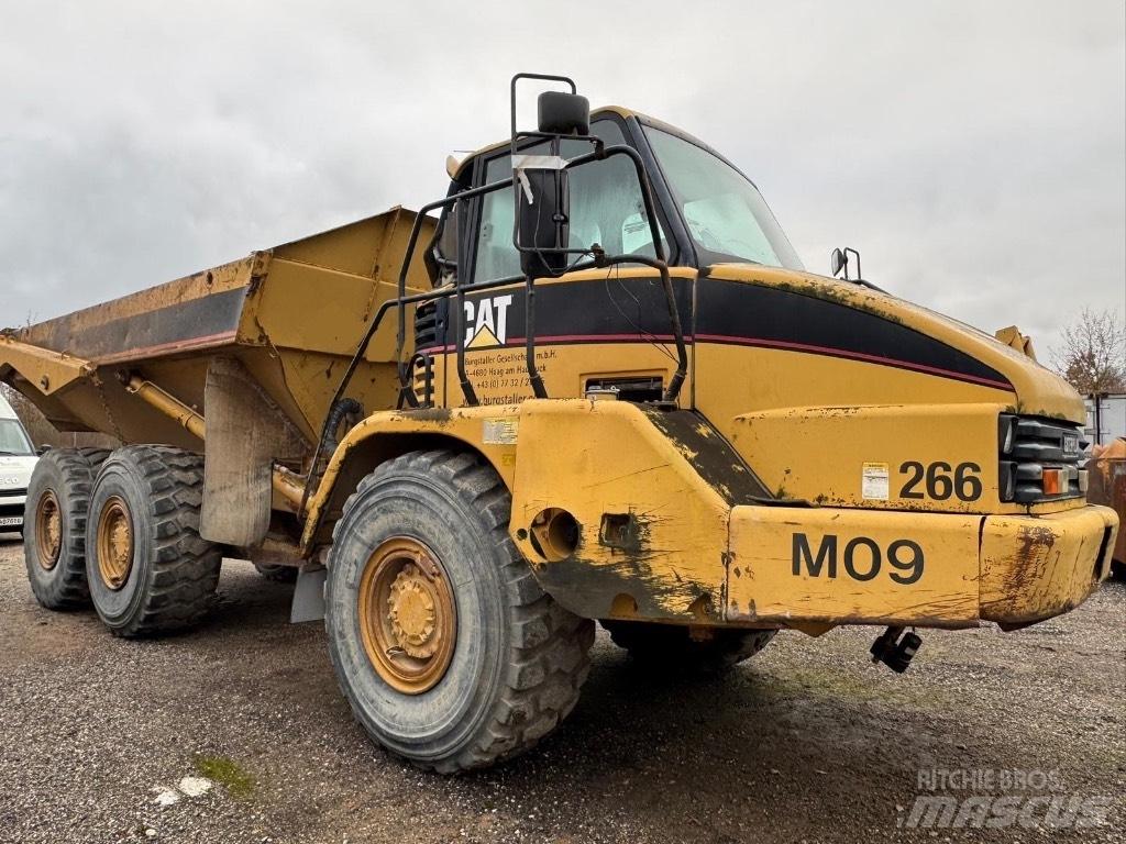 CAT 730 铰接式自卸车