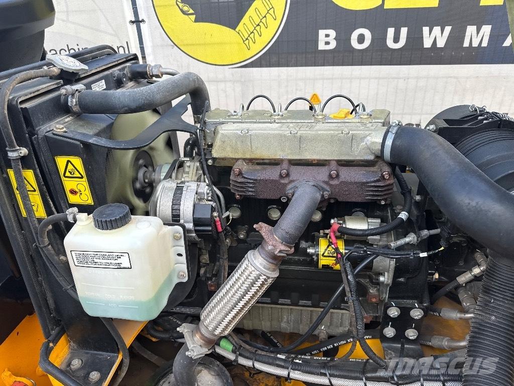 JCB VMT 430-130 双轮压路机