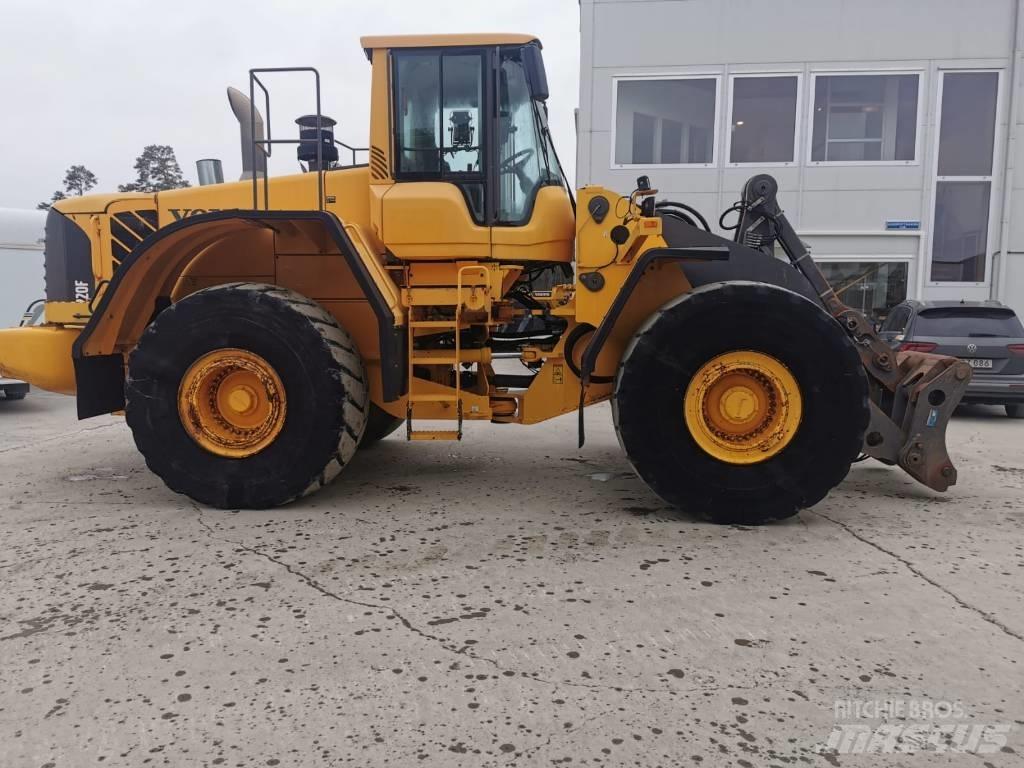 Volvo L220F 轮式装载机