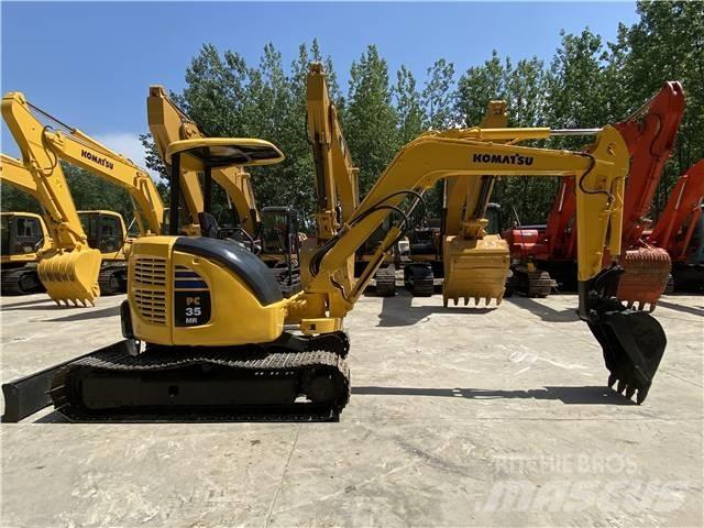 Komatsu PC35MR 小型挖掘机