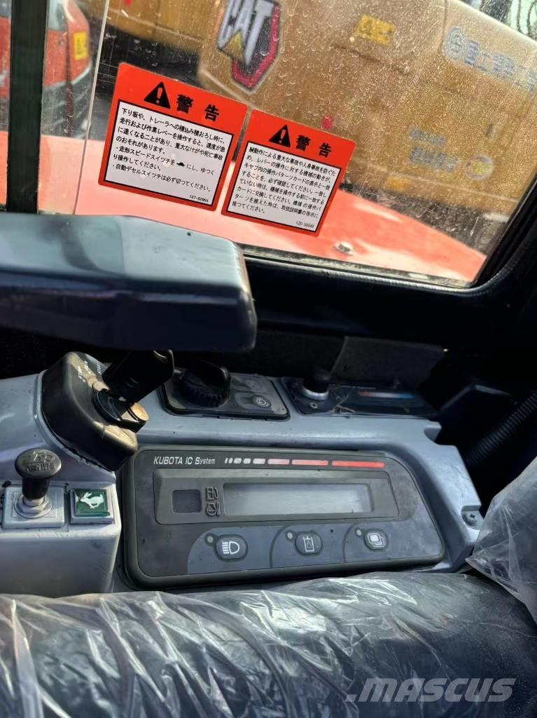 Kubota 55 履带挖掘机