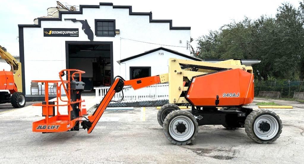 JLG 340 AJ 曲臂高空工作平台