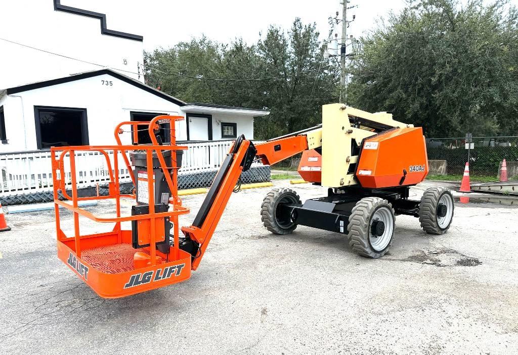 JLG 340 AJ 曲臂高空工作平台