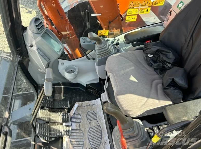 Hitachi ZX 85 US-6 中型挖掘机