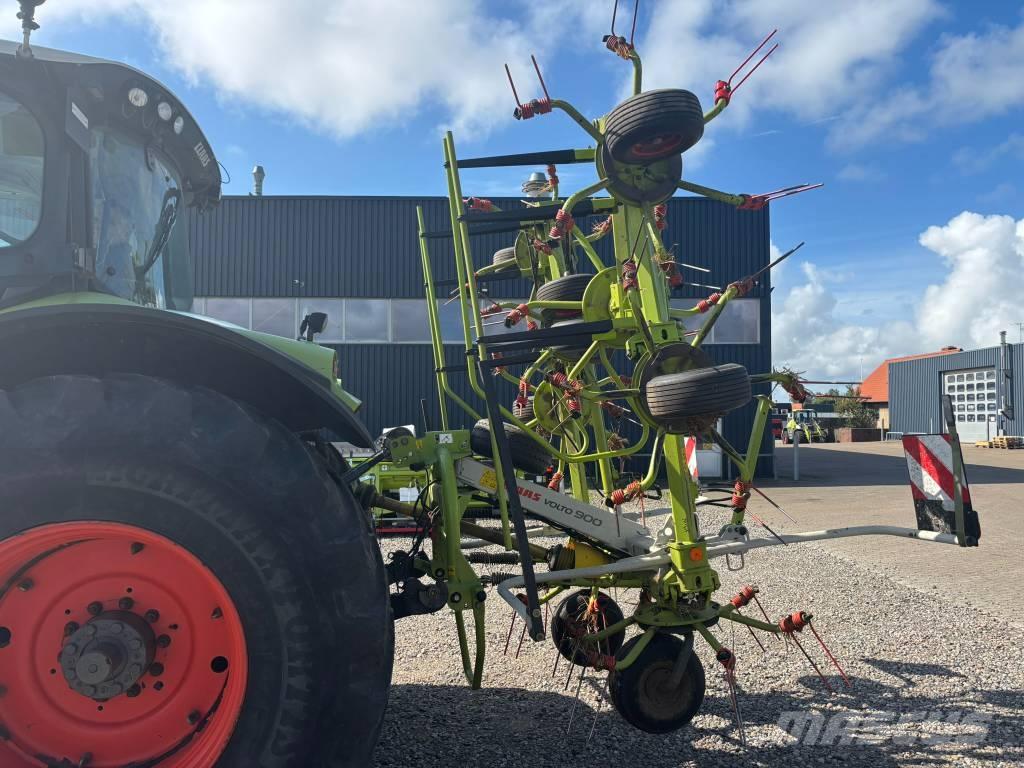 CLAAS Volto 900 犁耙和摊草机