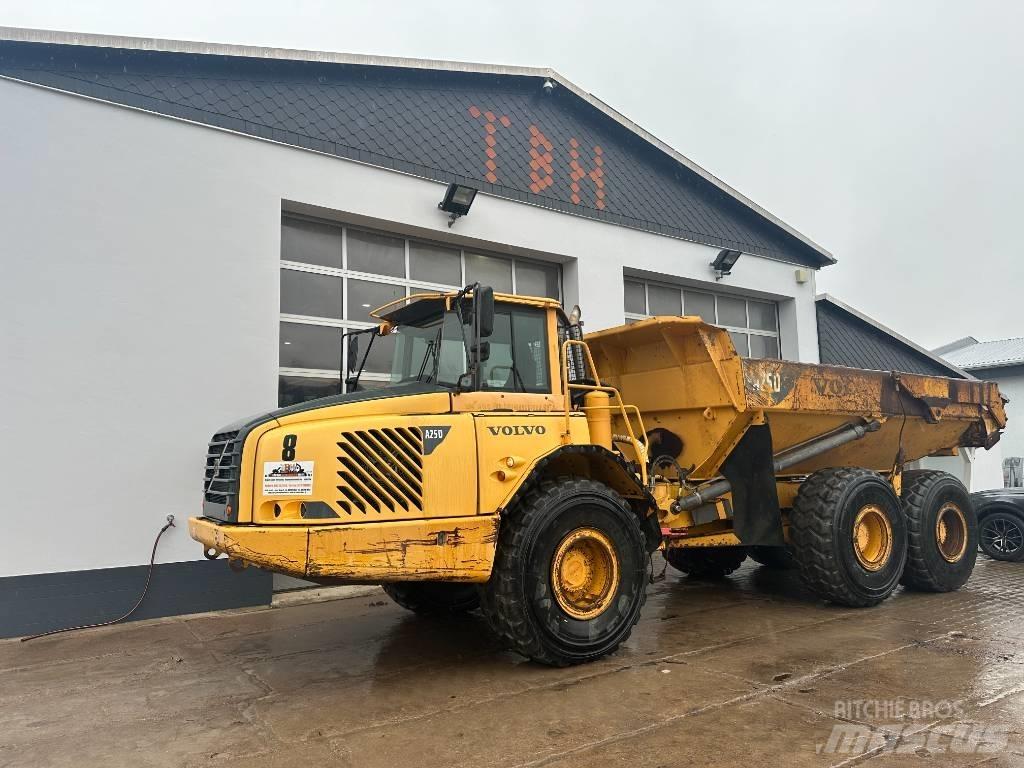 Volvo A 25 D Nr.8 铰接式自卸车