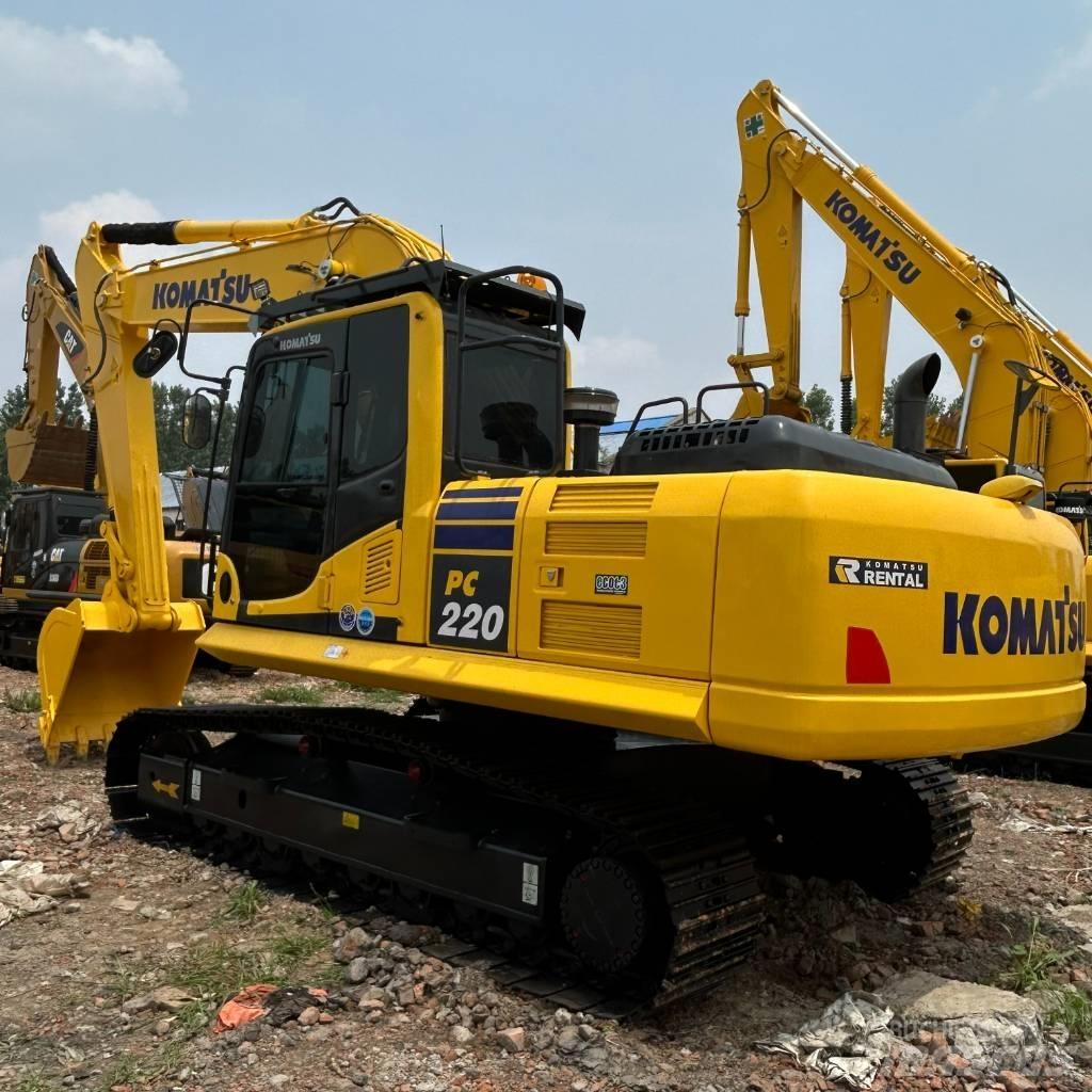 Komatsu 220-8 履带挖掘机
