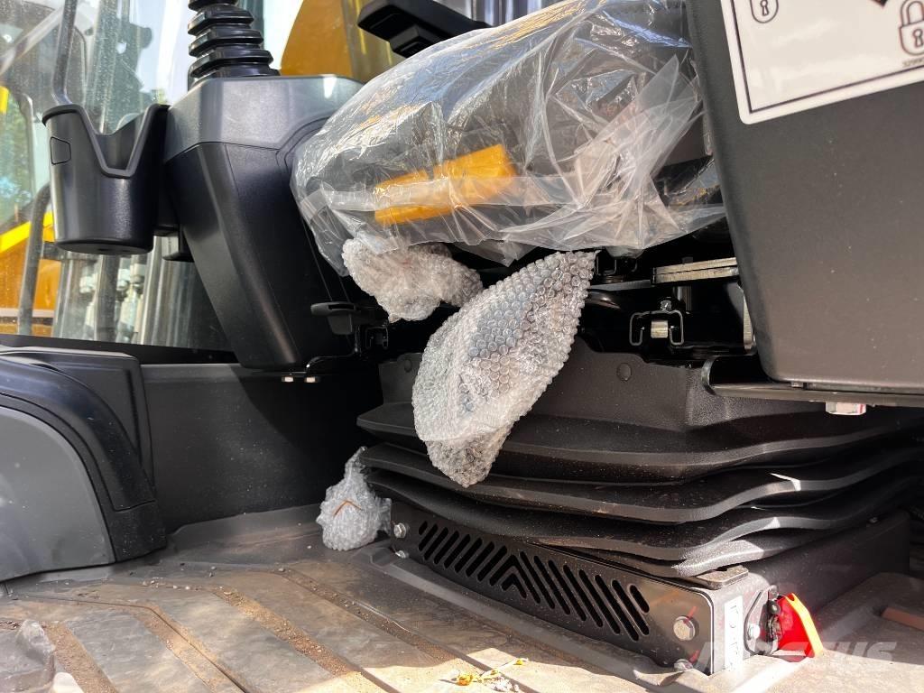 XCMG XE 200GA 履带挖掘机