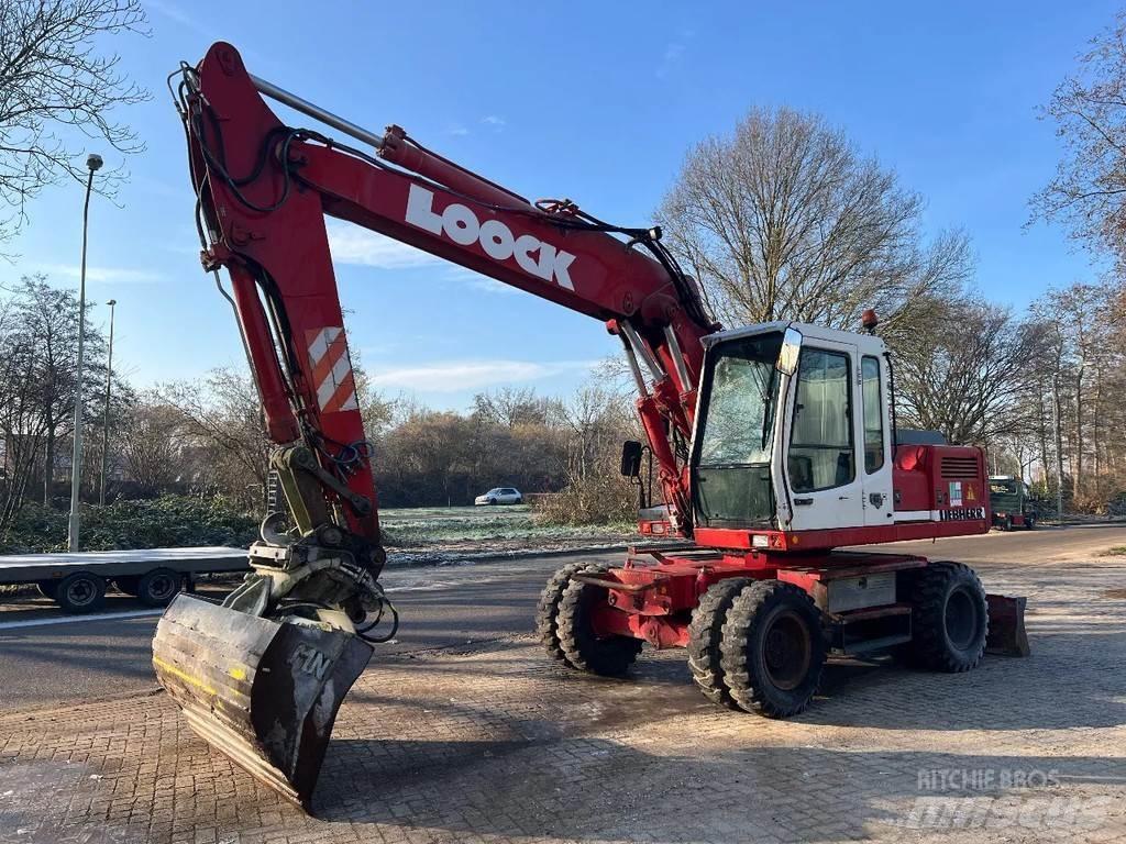 Liebherr 902 轮式挖掘机