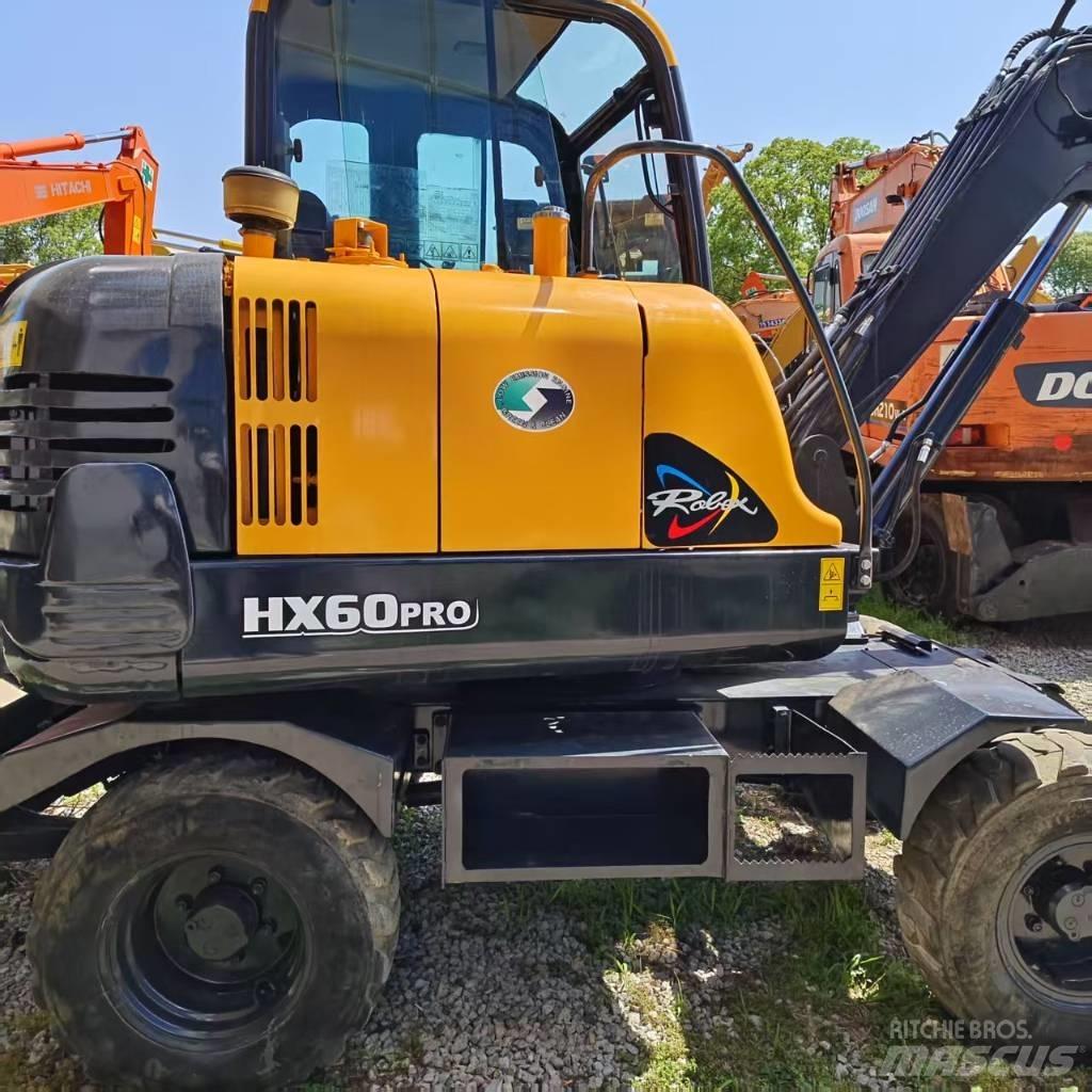 Hyundai HX 60w 轮式挖掘机