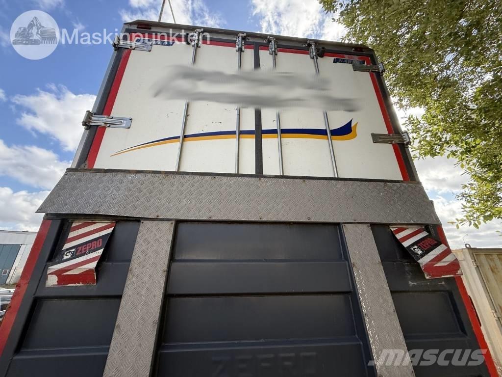 Scania R 520 LB 厢式货车