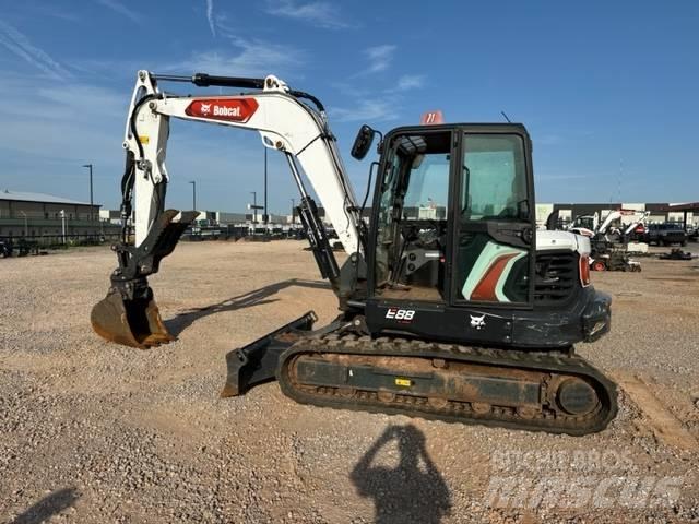 Bobcat E 88 小型挖掘机