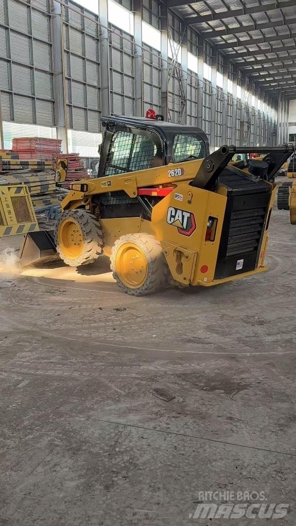 CAT 262 D 滑移装载机