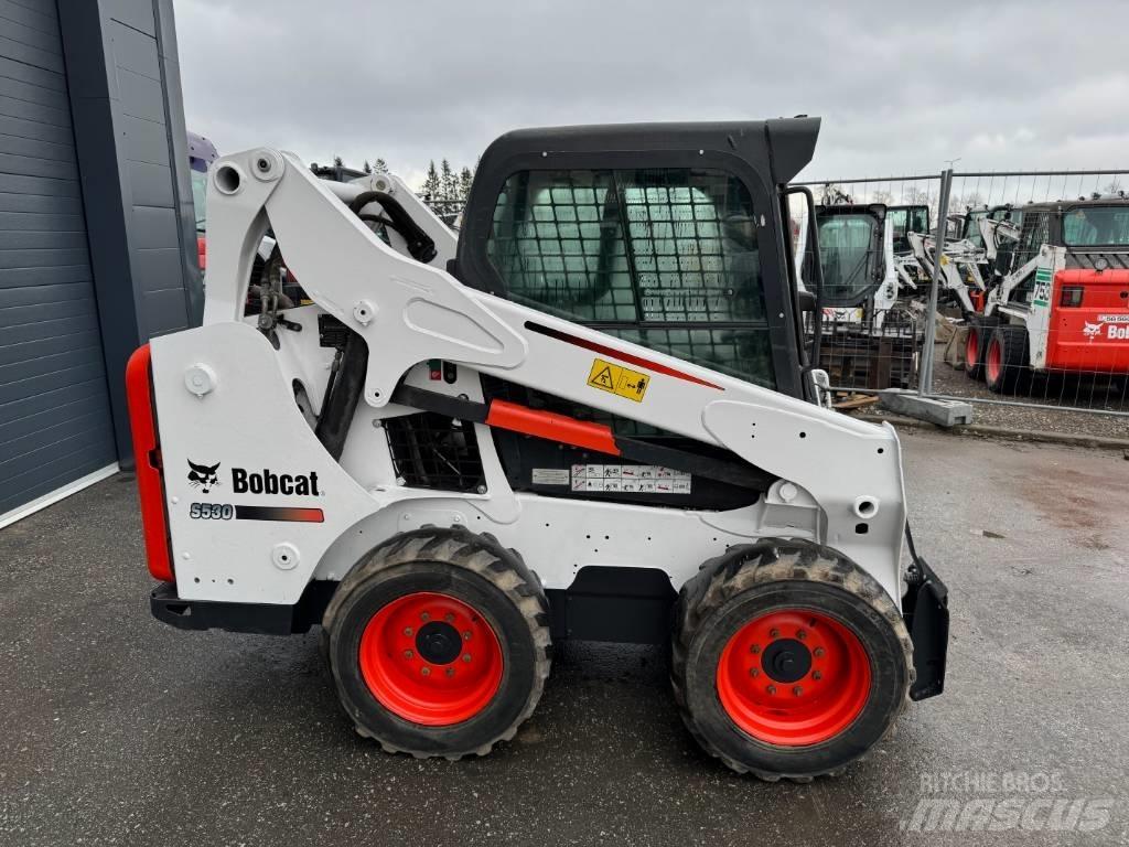 Bobcat S 530 滑移装载机