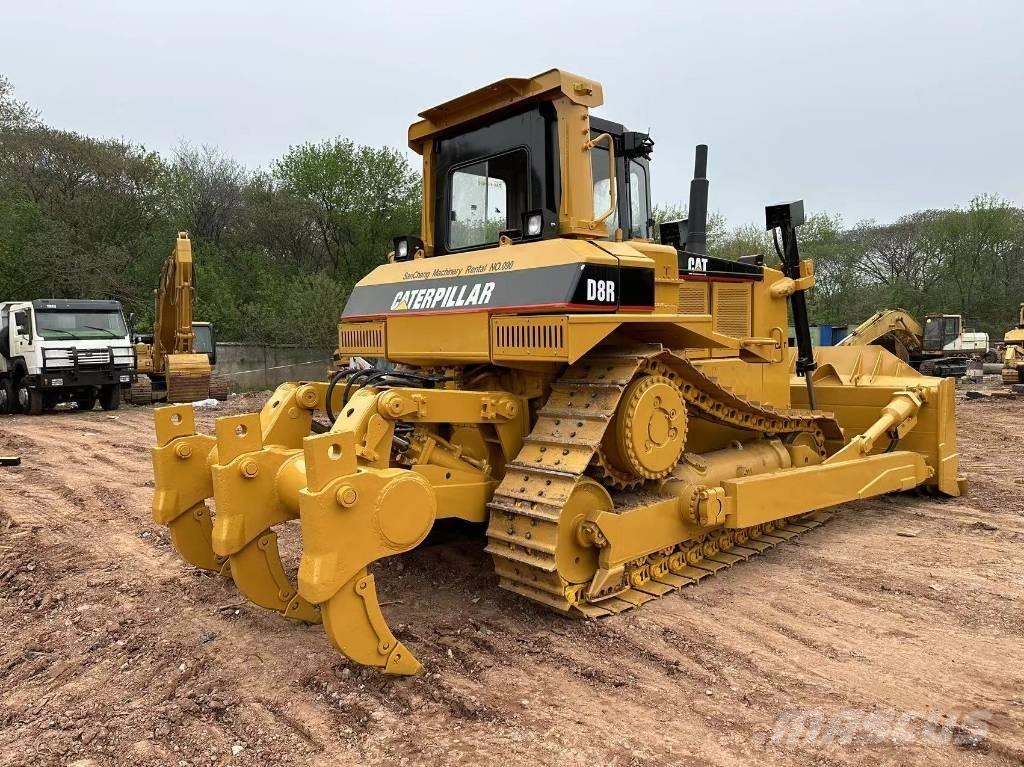 CAT D8R 履带式推土机