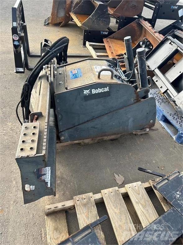 Bobcat 18PLA 沥青摊铺机