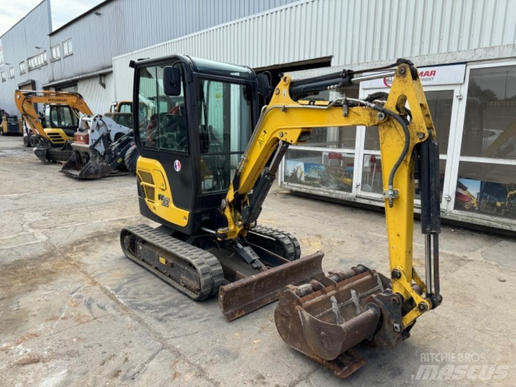 Yanmar SV22 (01542) 小型挖掘机