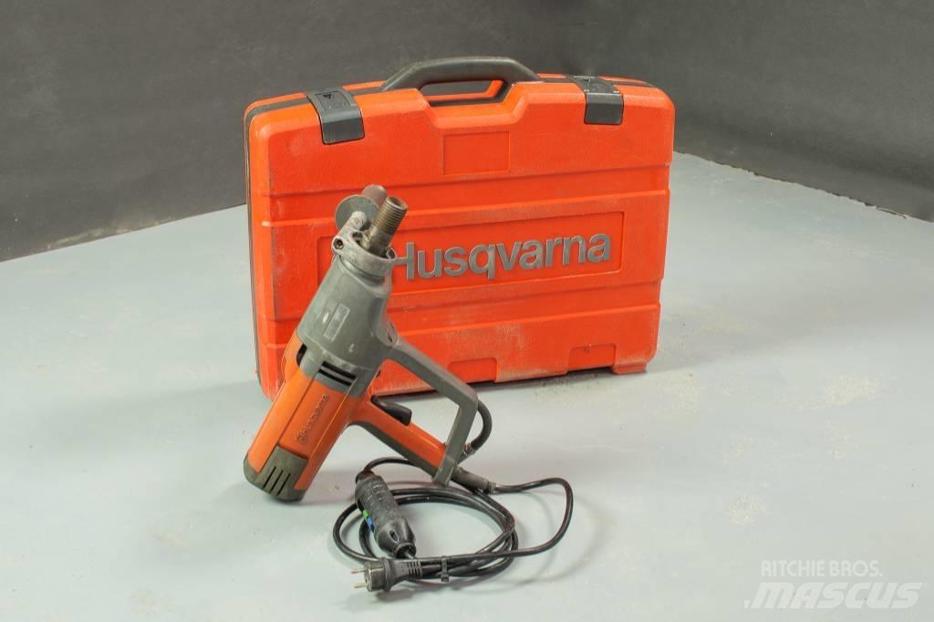Husqvarna DM230 其他钻凿设备
