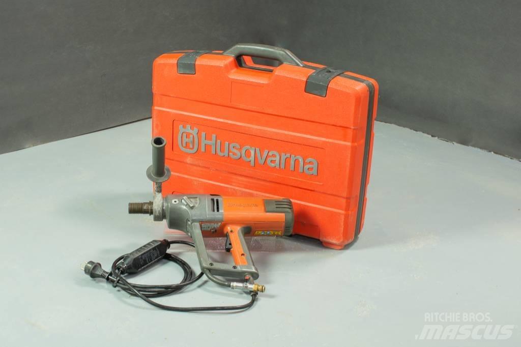 Husqvarna DM230 其他钻凿设备
