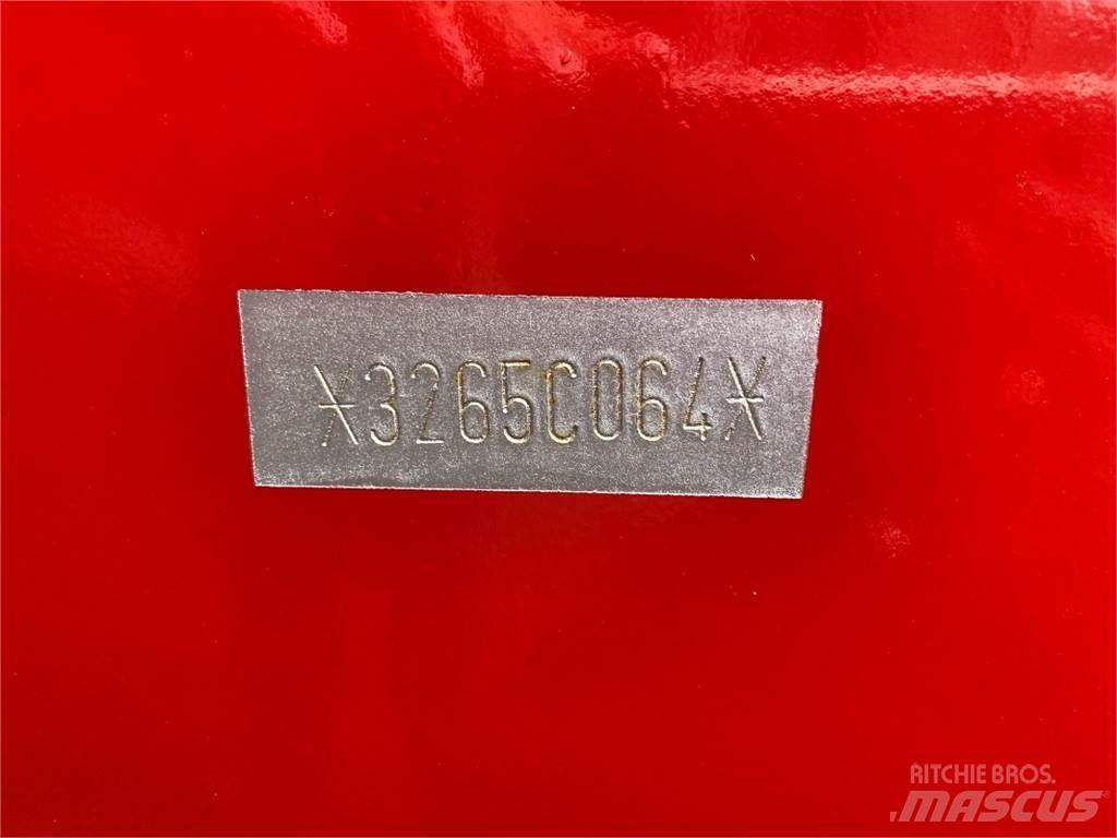 Schäffer 2630 SLT 滑移装载机