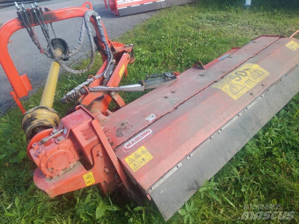 Maschio Giraffa 210 牧场割草机和切顶器