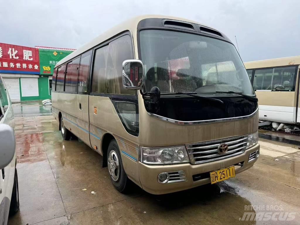 Toyota Coaster Bus 迷你巴士