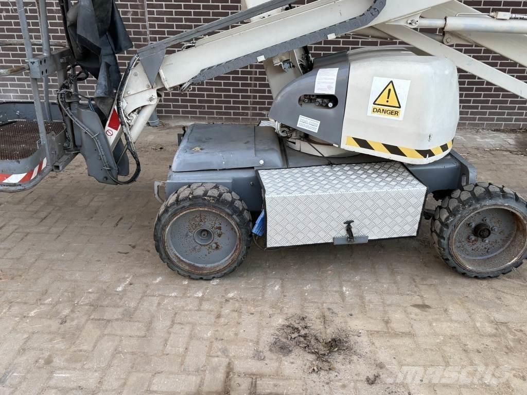 Terex ta33e 曲臂高空工作平台