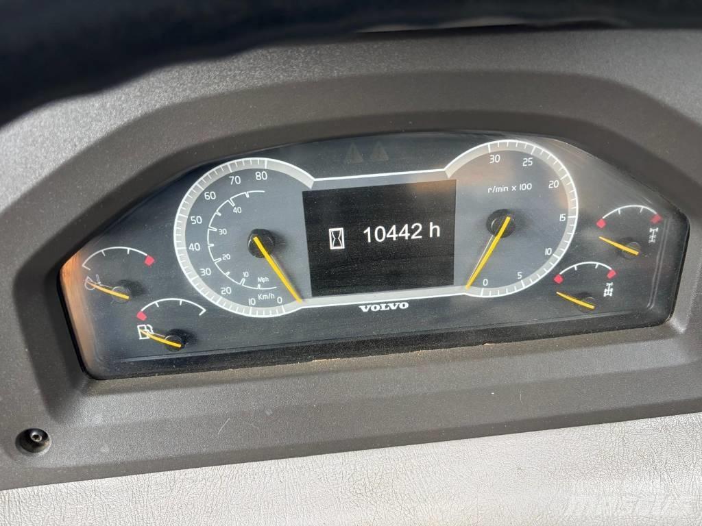 Volvo A40F 铰接式自卸车