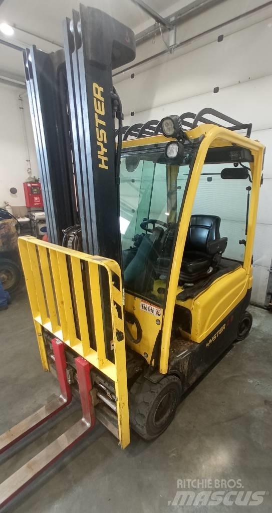 Hyster J 2.0 XN LWB 电动叉车