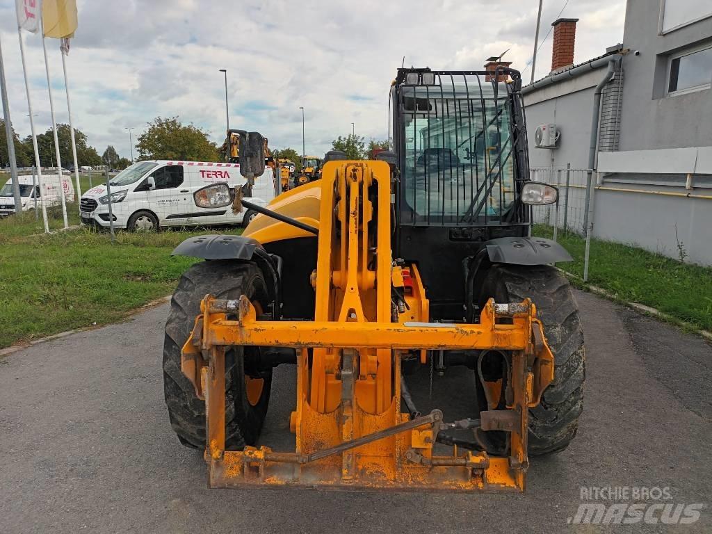 JCB 542-70 IND 伸缩轮式装载机