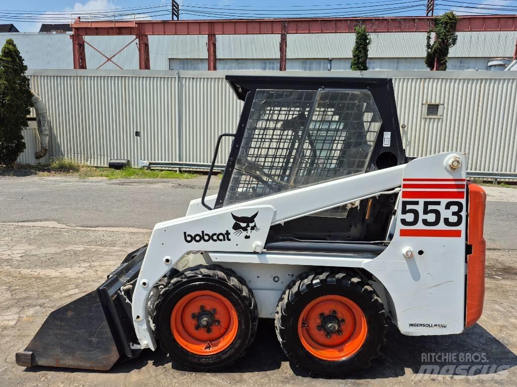 Bobcat 553 滑移装载机