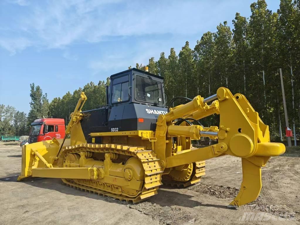 Shantui SD 32 履带式推土机