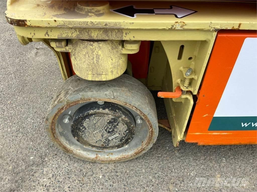 JLG 1230 ES (10150) 剪叉式升降机
