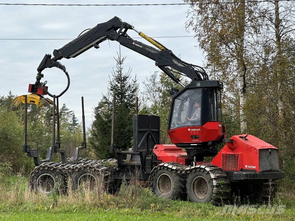 Valmet 801 Combi 抓木机