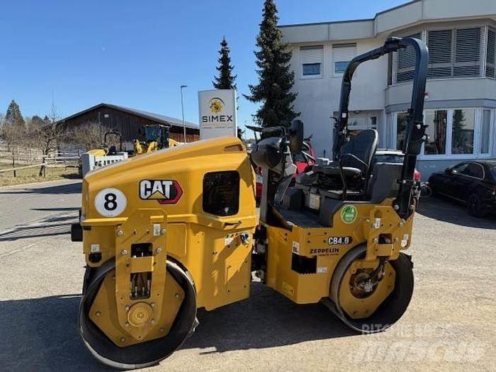 CAT CB4.0 双轮压路机