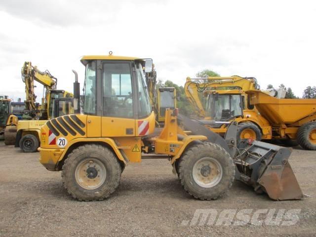 Volvo L 30 B 轮式装载机