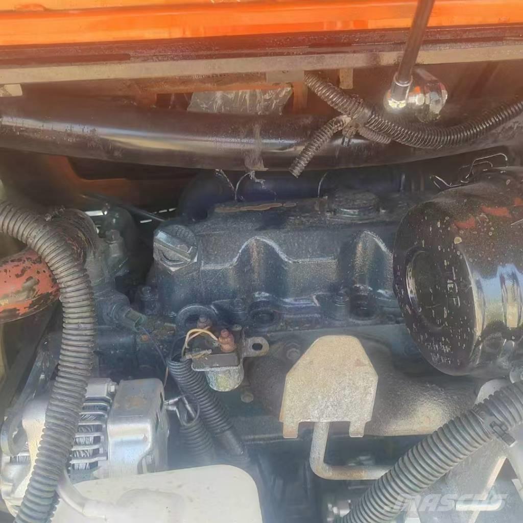 Kubota U 27 小型挖掘机