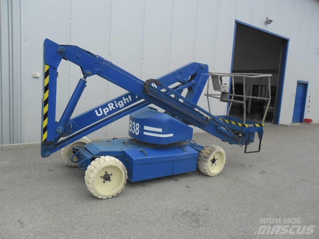 UpRight AB38N 曲臂高空工作平台