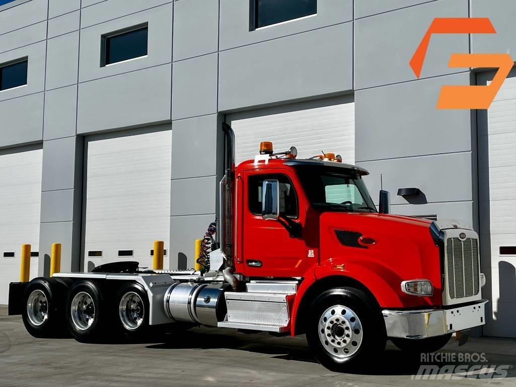 Peterbilt 567 牵引车