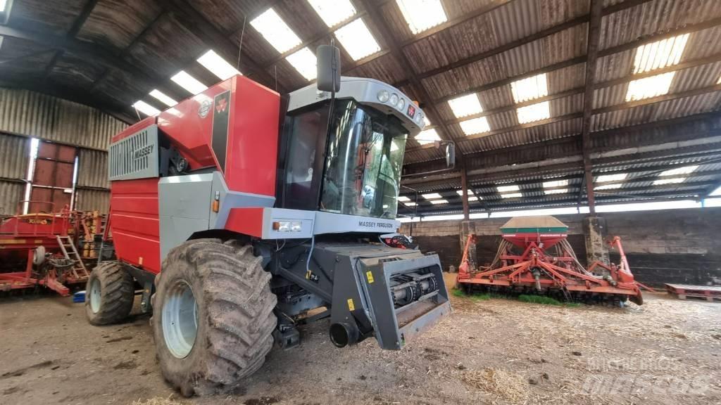 Massey Ferguson 7278 联合收割机