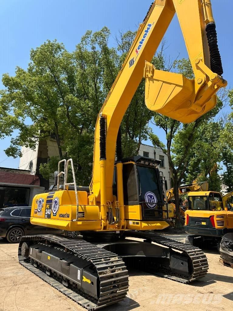 Komatsu PC 240 履带挖掘机