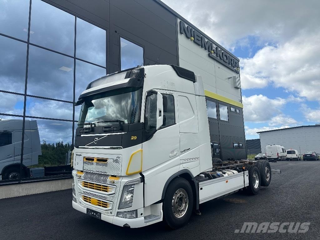Volvo FH13 540 6x2*4 平板车