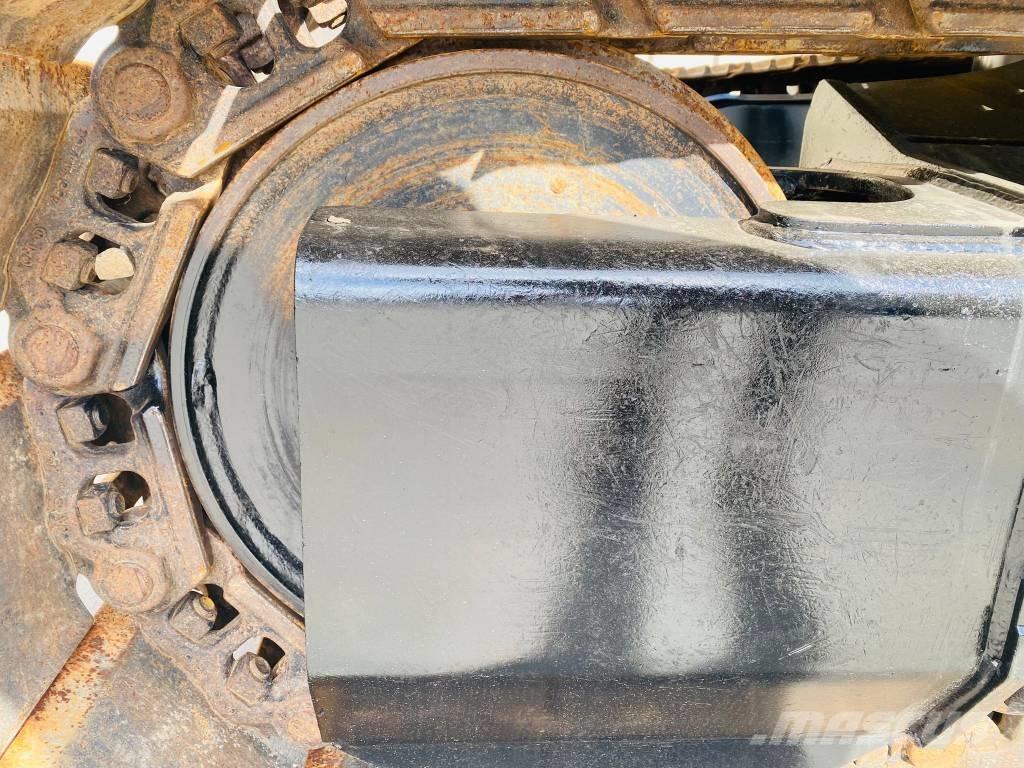 CAT 317 履带挖掘机