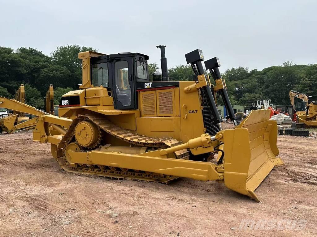 CAT D8R 履带式推土机