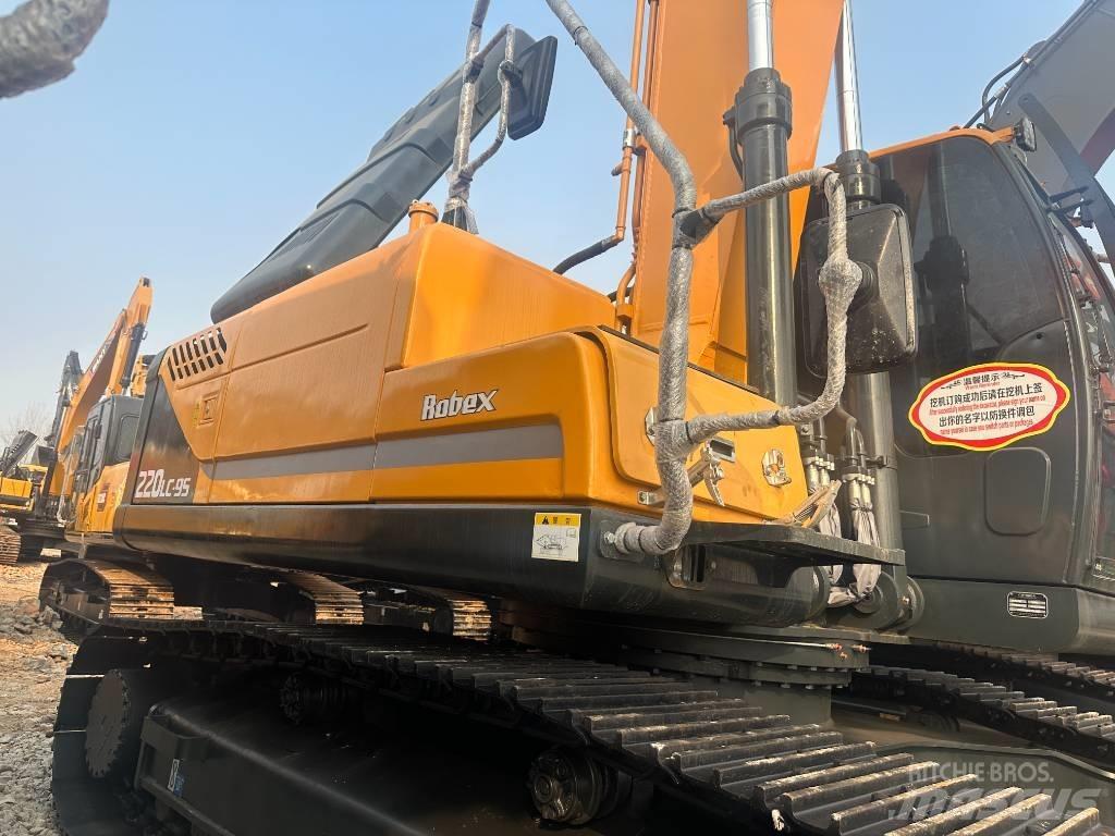 Hyundai R220LC-9S 履带挖掘机