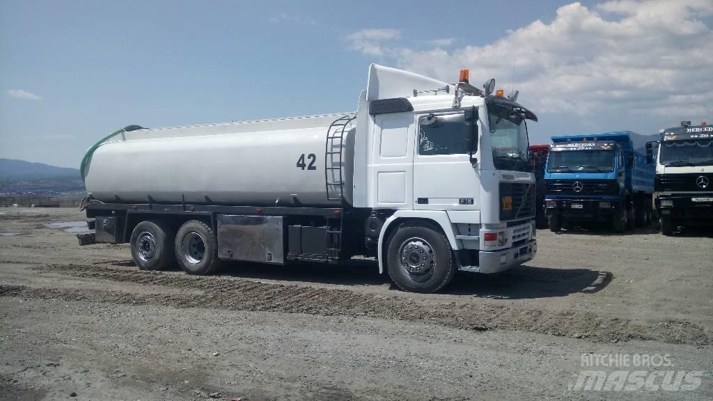Volvo F16 油罐车