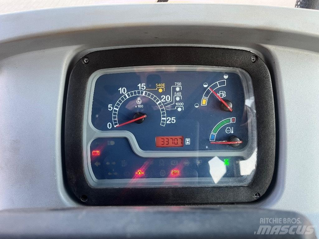 New Holland TD 5.85 拖拉机/农用车