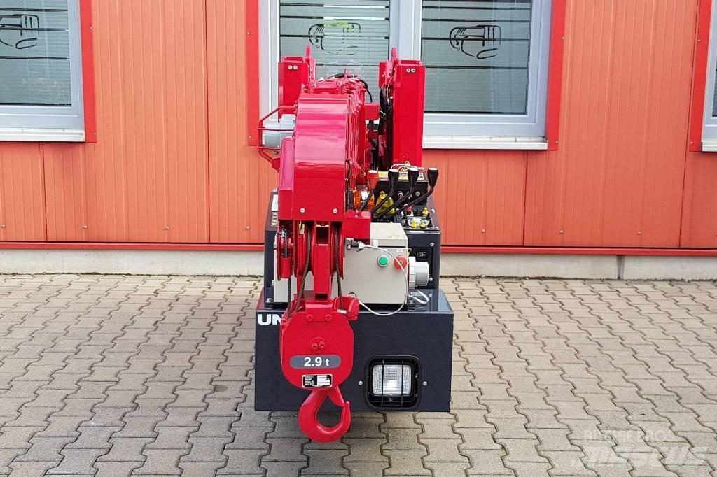 Unic URW-295 履带起重机