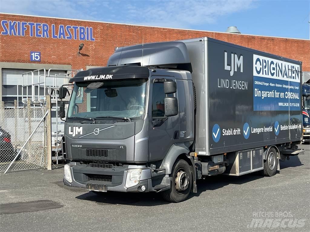 Volvo FL 厢式货车