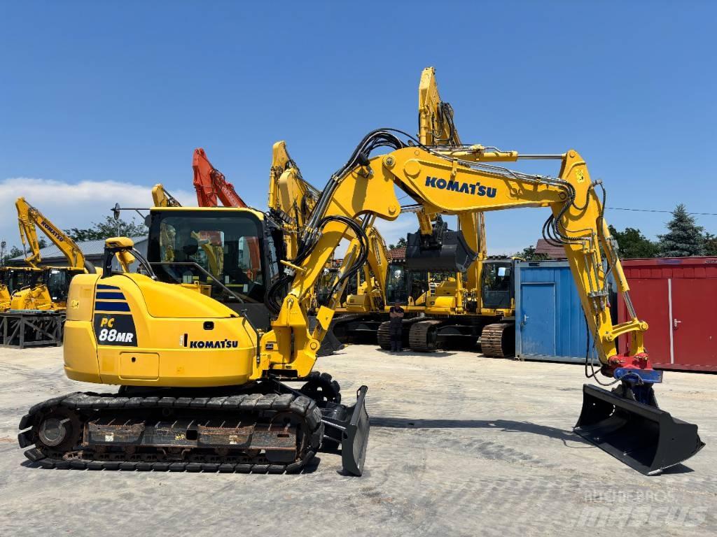 Komatsu PC88MR-10 中型挖掘机